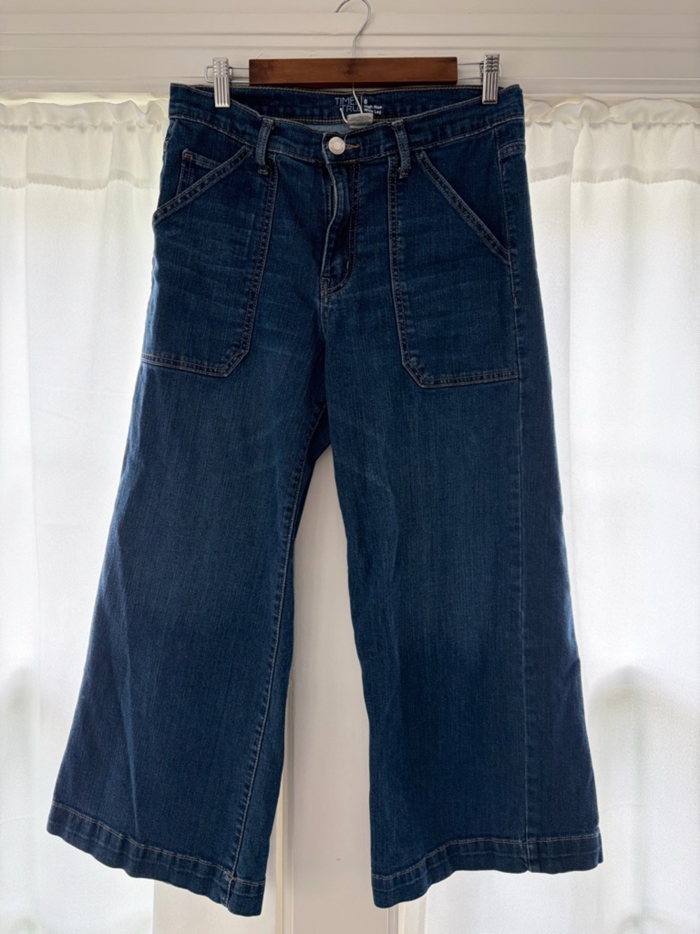 Time and Tru Dark Blue Cropped Wide-Leg Jeans